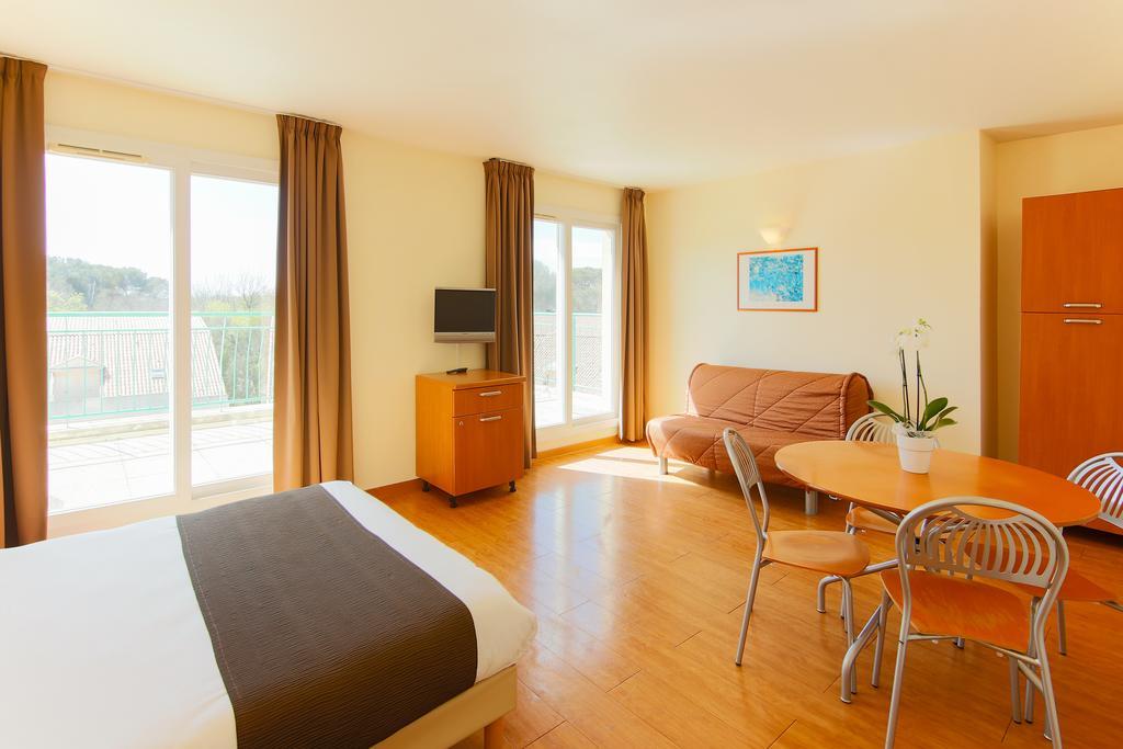 Inter-Hotel Sea Side Park Villeneuve-Loubet Dış mekan fotoğraf